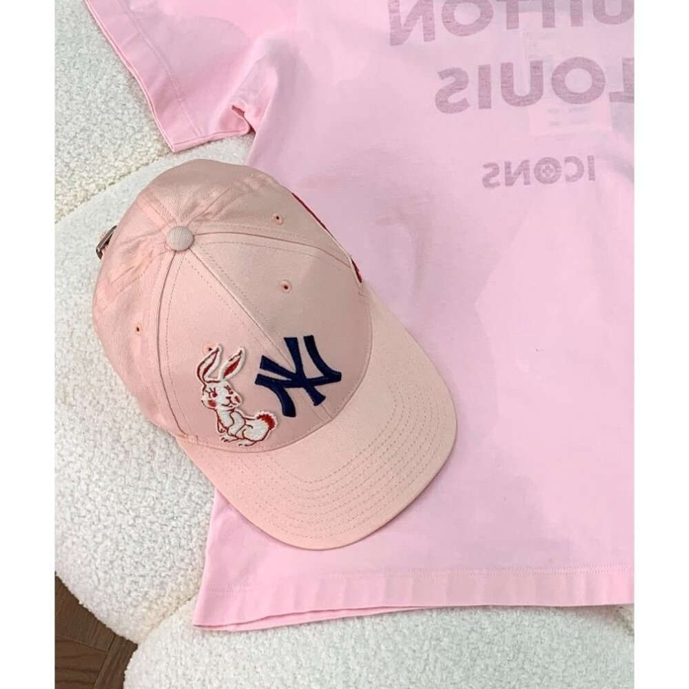 Gucci X MLB NY Yankees Pink Embroidered Rabbit Baseball Cap Adjustable